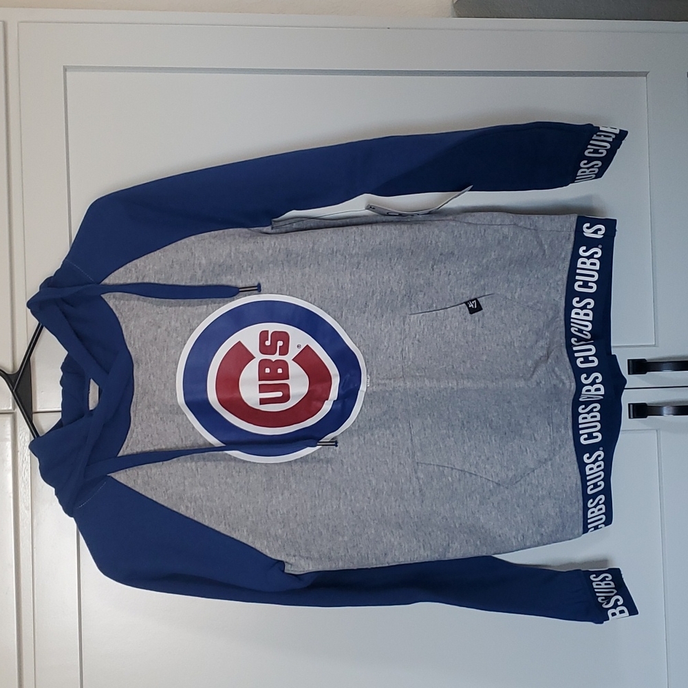 NWT Chicago Cubs sweatshirt size small